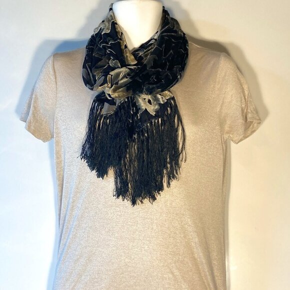 Scarf Leaf Nature Burnout Velvet Print Wrap Black & Gray Whimsigoth Witchy Forma - Picture 5 of 8